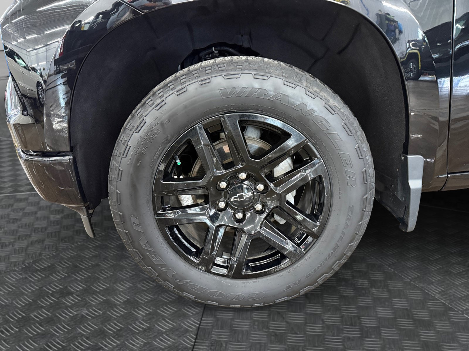 Used 2024 Chevrolet Silverado 1500 RST w/ Z71 Off-Road Package AWD/4WD image 33