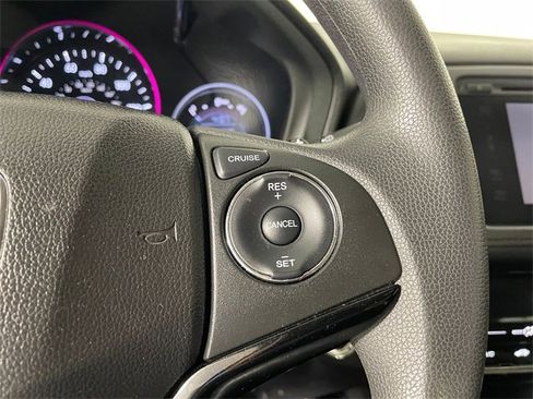 Certified 2017 Honda HR-V EX image 10