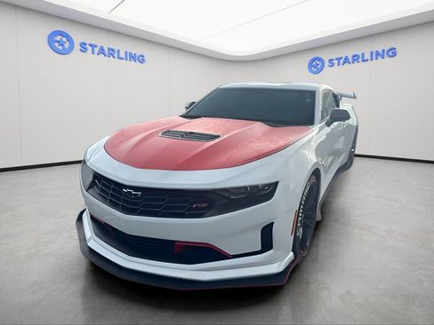 Used 2022 Chevrolet Camaro LT w/ Redline Edition RWD image 11