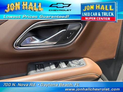 Used 2023 Chevrolet Suburban High Country AWD/4WD image 26