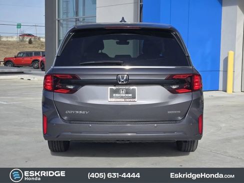 Certified 2026 Honda Odyssey Touring image 6