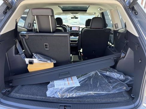 New 2026 Volkswagen Atlas Peak Edition AWD/4WD image 5