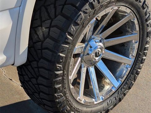 Used 2017 Ford F150 Lariat image 5