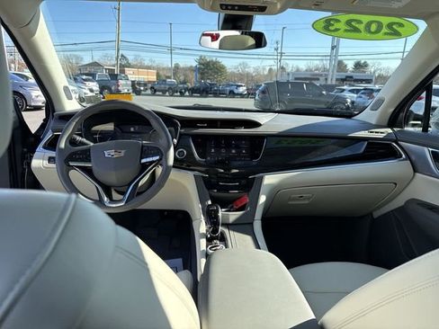 Certified 2023 Cadillac XT6 Premium Luxury image 21