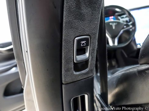 Used 2016 Tesla Model X 90D image 15