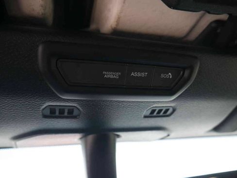 Certified 2023 Jeep Gladiator Rubicon w/ Cold Weather Group AWD/4WD image 38