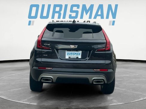 Used 2022 Cadillac XT4 Premium Luxury w/ Enhanced Visibility Package image 5