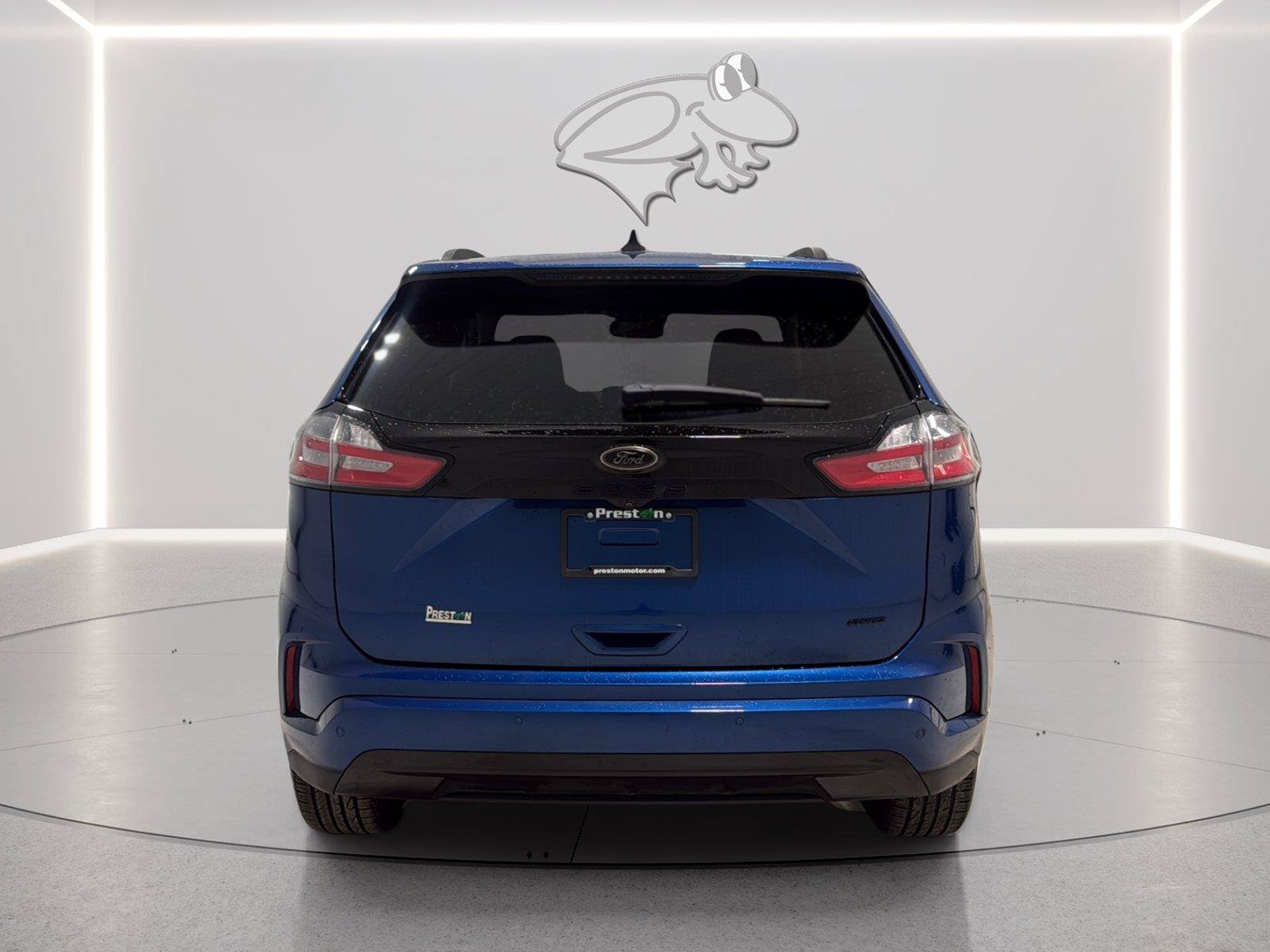 Certified 2024 Ford Edge SE w/ Black Appearance Package AWD/4WD image 4