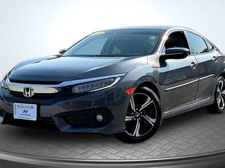 Used 2018 Honda Civic Touring video 1