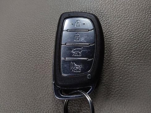 Used 2018 Hyundai Tucson Value w/ Cargo Package AWD/4WD image 32
