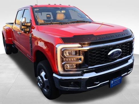 Used 2023 Ford F350 Lariat w/ Lariat Ultimate Package AWD/4WD image 10