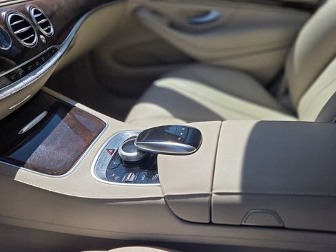 Used 2020 Mercedes-Benz S 450 4MATIC Sedan image 16