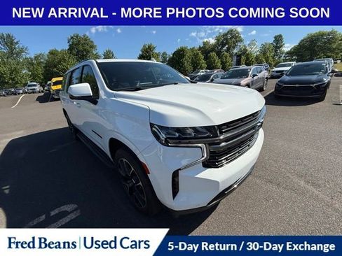 Used 2022 Chevrolet Suburban RST w/ Luxury Package AWD/4WD image 13