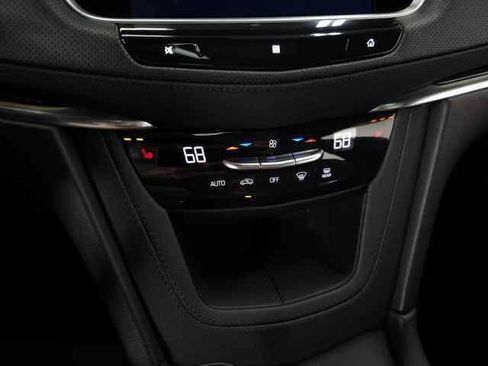 Used 2021 Cadillac XT5 Premium Luxury w/ LPO, Floor Liner Package image 32