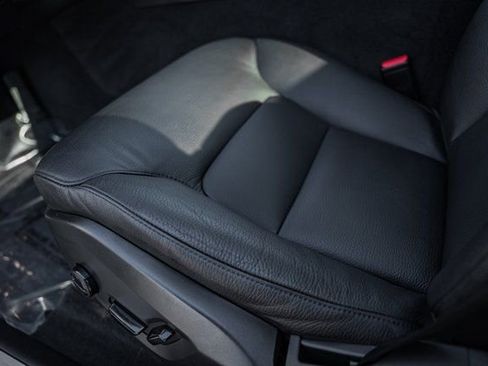 Used 2023 Volvo XC60 B5 Plus w/ Protection Package Premier image 32