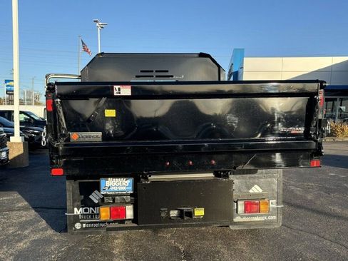 New 2024 Chevrolet Low Cab Forward image 11