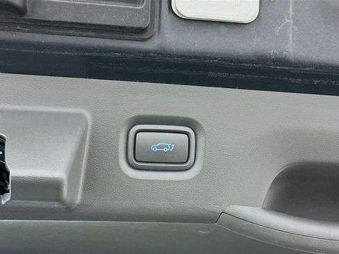 Used 2024 Hyundai Ioniq 5 SEL image 31