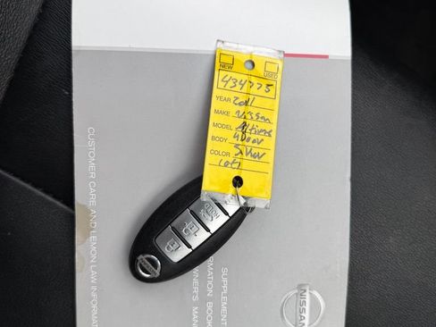 Used 2011 Nissan Altima 3.5 SR w/ 3.5SR Premium Pkg FWD image 26