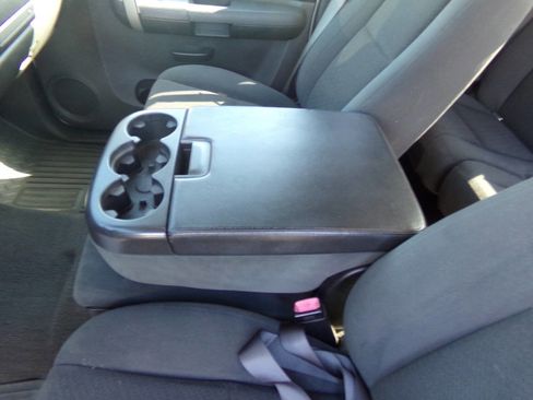 Used 2007 Chevrolet Silverado 2500 LT image 24