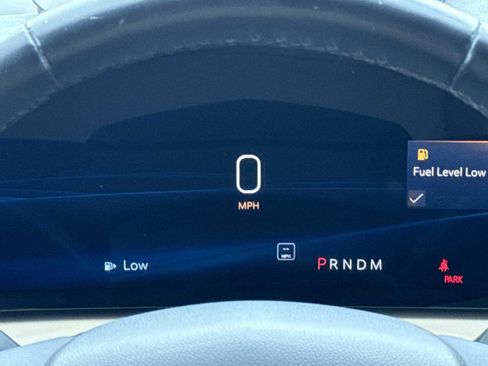Used 2024 Cadillac XT4 Premium Luxury w/ Technology Package FWD image 16