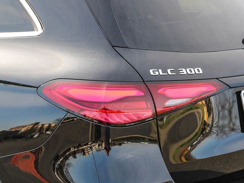 New 2026 Mercedes-Benz GLC 300 4MATIC image 11