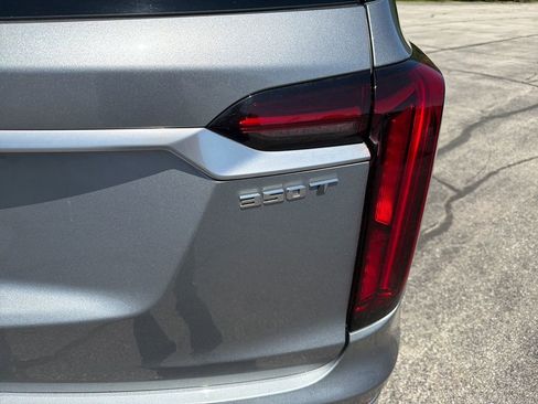Used 2023 Cadillac XT6 Luxury AWD/4WD image 10