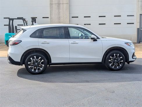 New 2026 Honda HR-V EX-L image 8