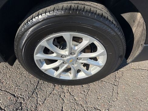 Used 2018 Chevrolet Equinox LT image 17