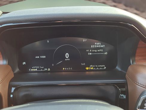 Used 2022 Lincoln Nautilus Reserve w/ Equipment Group 201A image 19