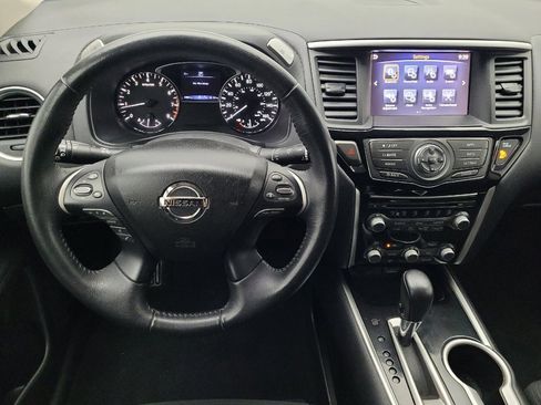 Used 2020 Nissan Pathfinder SV FWD image 22