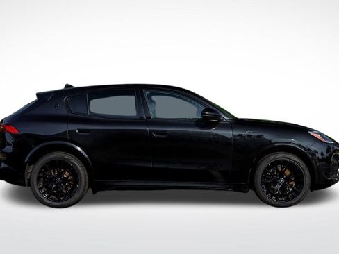 New 2025 Maserati Grecale Modena image 6