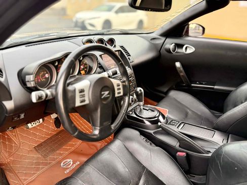 Used 2006 Nissan 350Z Grand Touring RWD image 17