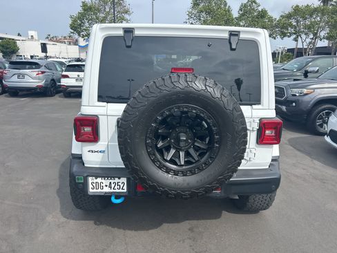 Used 2021 Jeep Wrangler Unlimited Rubicon 4xe w/ Steel Bumper Group image 6