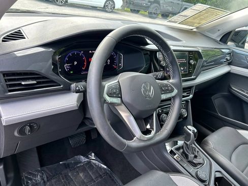 Certified 2023 Volkswagen Taos SEL AWD/4WD image 24