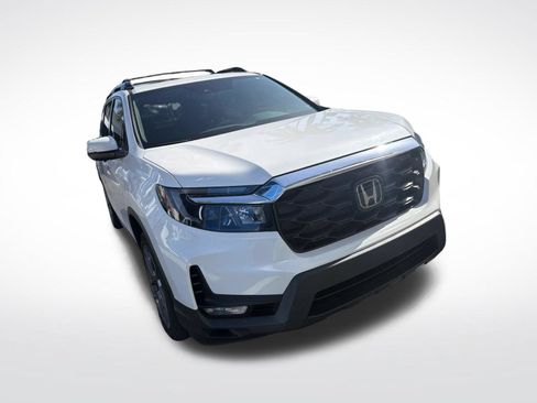 Used 2023 Honda Passport EX-L image 3