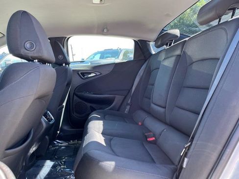 Used 2021 Chevrolet Malibu LT FWD image 14