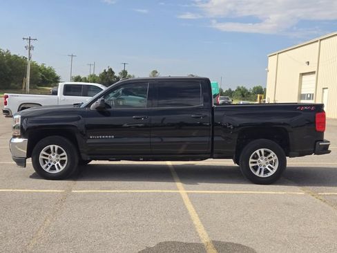 Used 2018 Chevrolet Silverado 1500 LT w/ All Star Edition AWD/4WD image 4