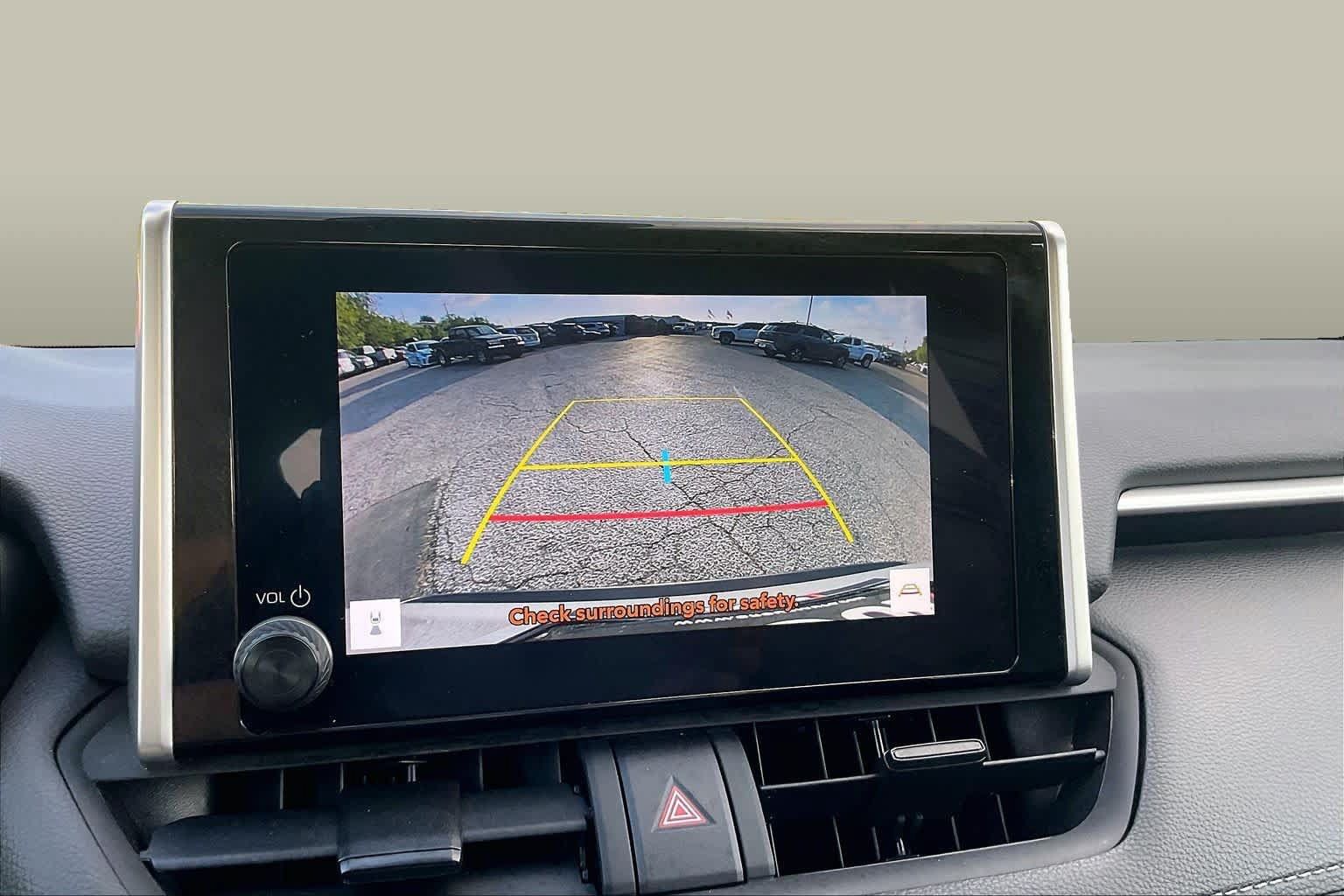 Used 2025 Toyota RAV4 XLE FWD image 26