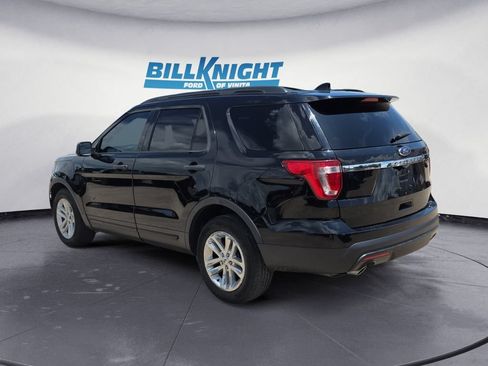 Used 2016 Ford Explorer FWD image 3