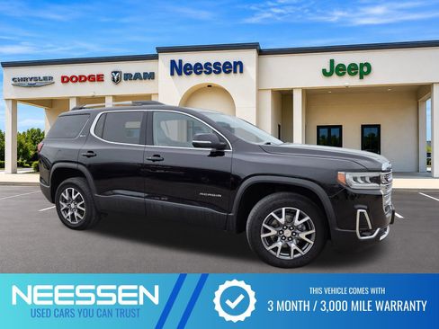Used 2023 GMC Acadia SLT AWD/4WD image 1