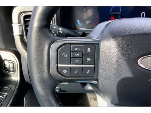 Used 2024 Ford F350 Platinum image 20