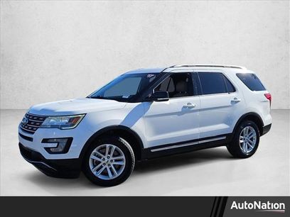 Used 2017 Ford Explorer XLT