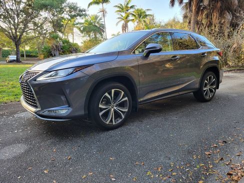 Used 2022 Lexus RX 350 FWD w/ Premium Package image 3