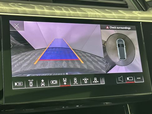 Certified 2023 Audi e-tron Premium w/ Convenience Plus Package image 19