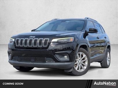 Used 2019 Jeep Cherokee Latitude w/ Popular Appearance Group