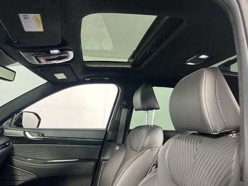 Used 2025 Hyundai Palisade Calligraphy image 24