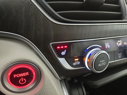 Used 2022 Honda Accord EX-L image 26