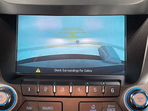 Used 2016 Chevrolet Equinox LT w/ Convenience Package image 4