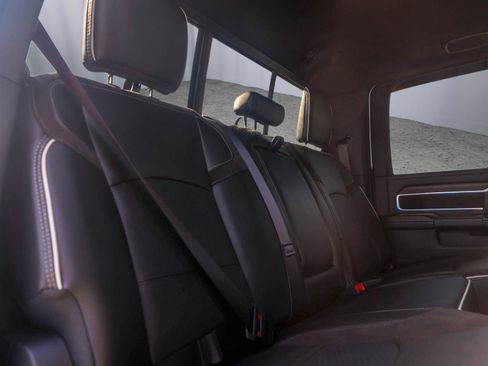 New 2026 RAM 2500 Laramie AWD/4WD image 11