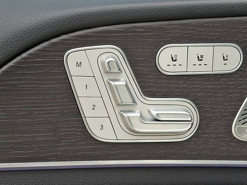 Used 2023 Mercedes-Benz GLE 350 4MATIC image 18